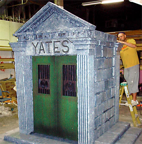 Constructing a Mausoleum Set Piece